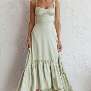 Selfie Leslie- Belle De Jour Flounce Hem Midi Dress Pistachio